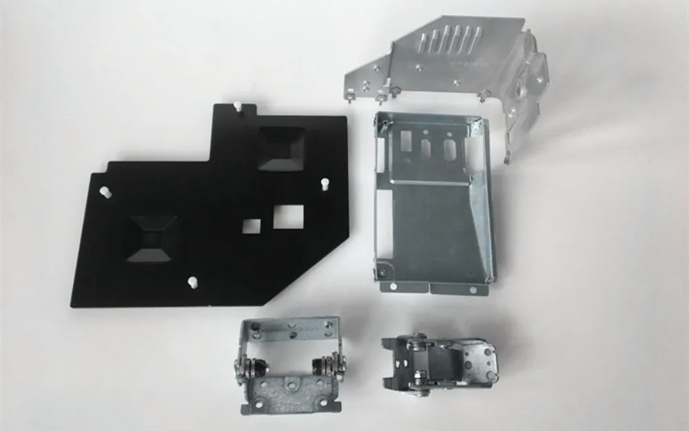 Aluminum profile, heat sink and machined part
