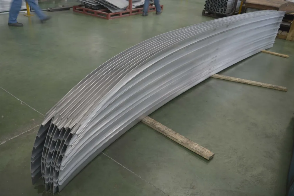 Aluminum extrusion profile and structural component