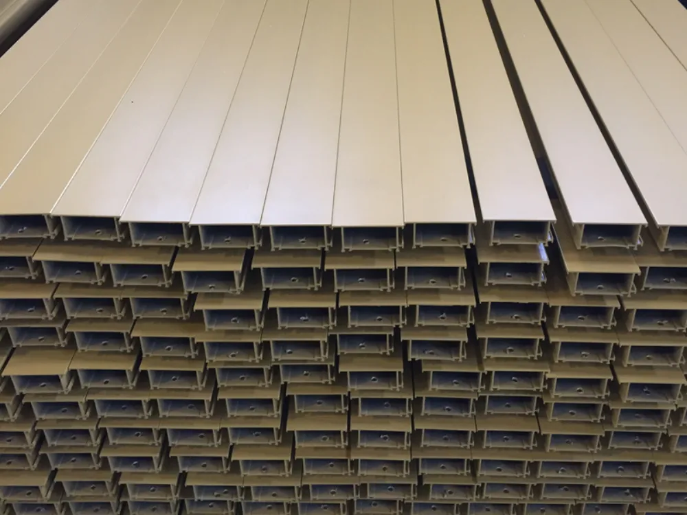 Champagne-Gold Wood-Grain Transfer Aluminum Profile
