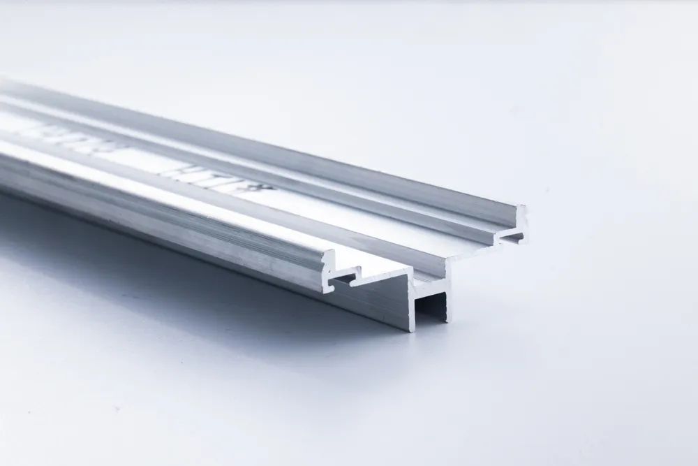 Aluminum thermal-break window and door profile