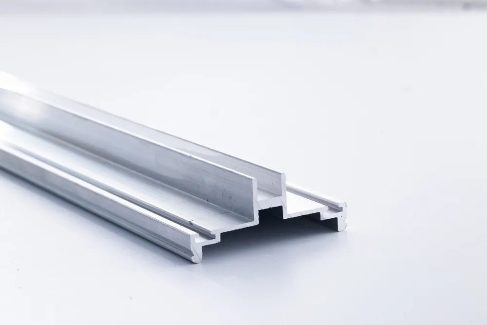 Aluminum thermal-break window and door profile