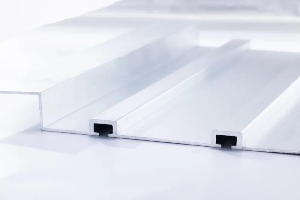 Aluminum thermal-break window and door profile